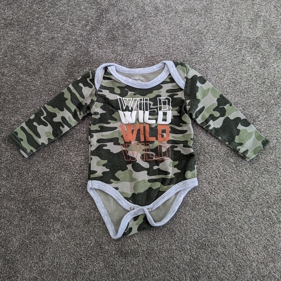Camouflage pants and long sleeve onesie set cotton 0-3 months - Picture 2 of 6